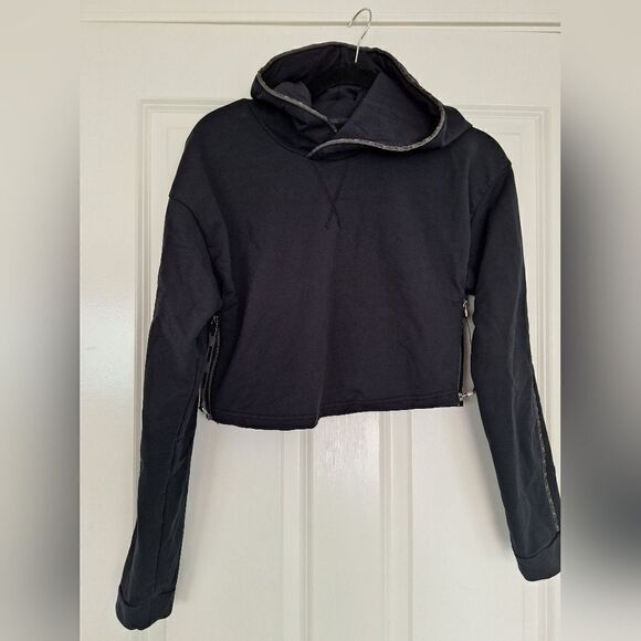 Gymshark train crooped hoodie size S - Picture 1 of 9